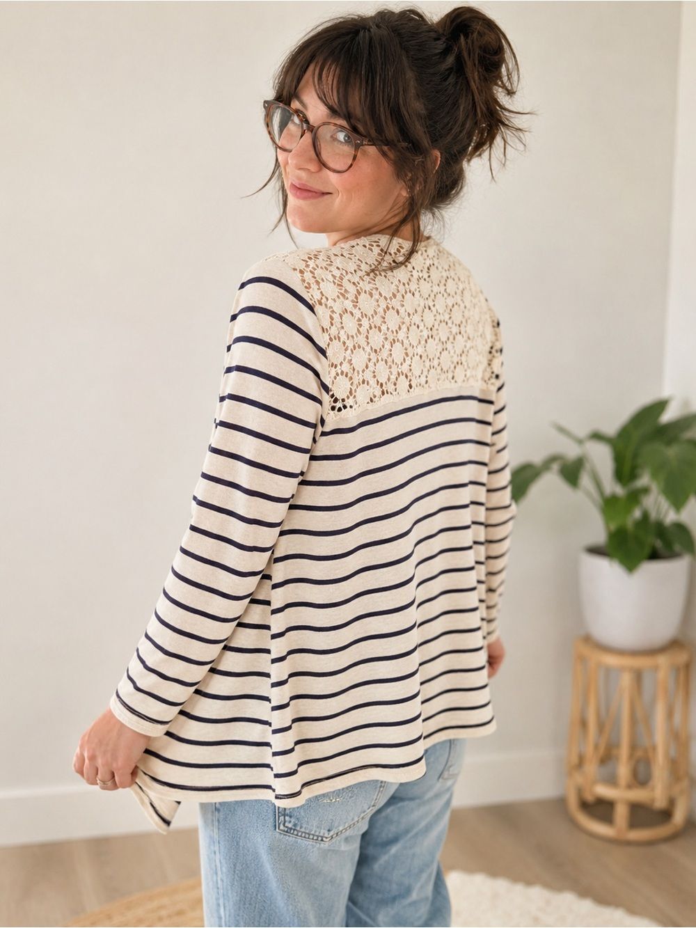 Delia’s Purple Stripe Lace Shoulder Open Front Drapey Knit Cardigan Cream S